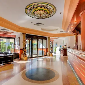 Western Tritone Hotel